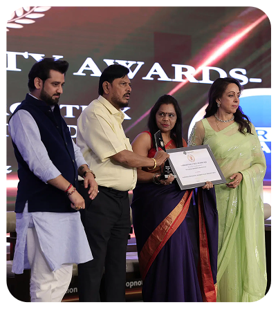 Award-2 (1)